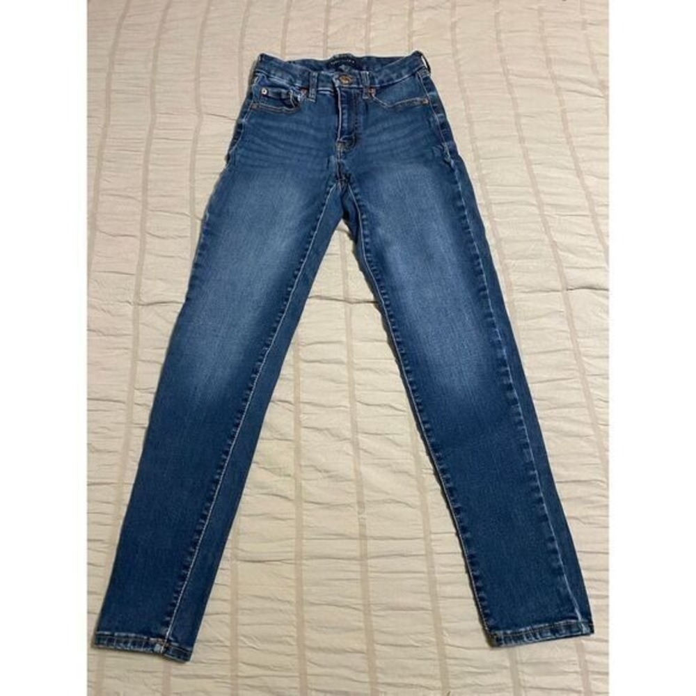Aeropostale Women's High Rise Curvy Jegging Medium Wash Denim Size 4